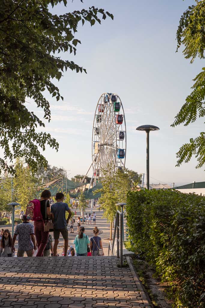 Kok Tobe, Almaty, Kazakhstan, ferris wheel Almaty, ferris wheel kazakhstan, carnival almaty, carnival kazakhstan, k&ouml;k tobe